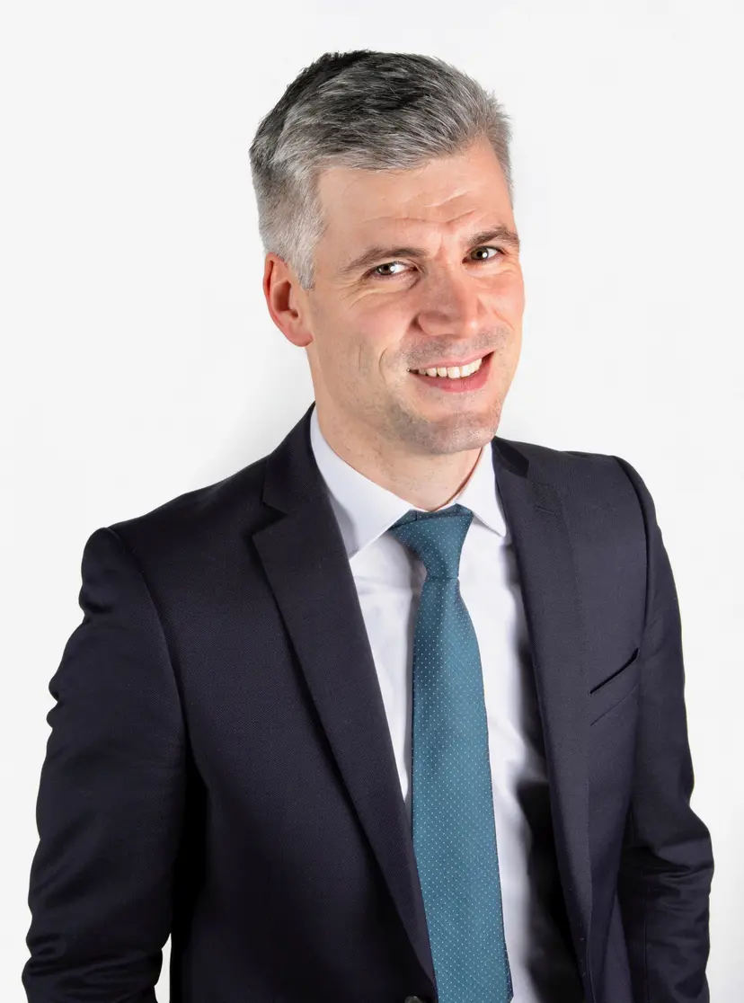 Dr. Eoin Storan