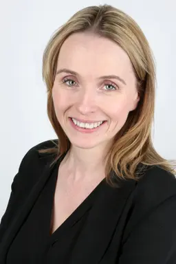 Ms Donna Eaton